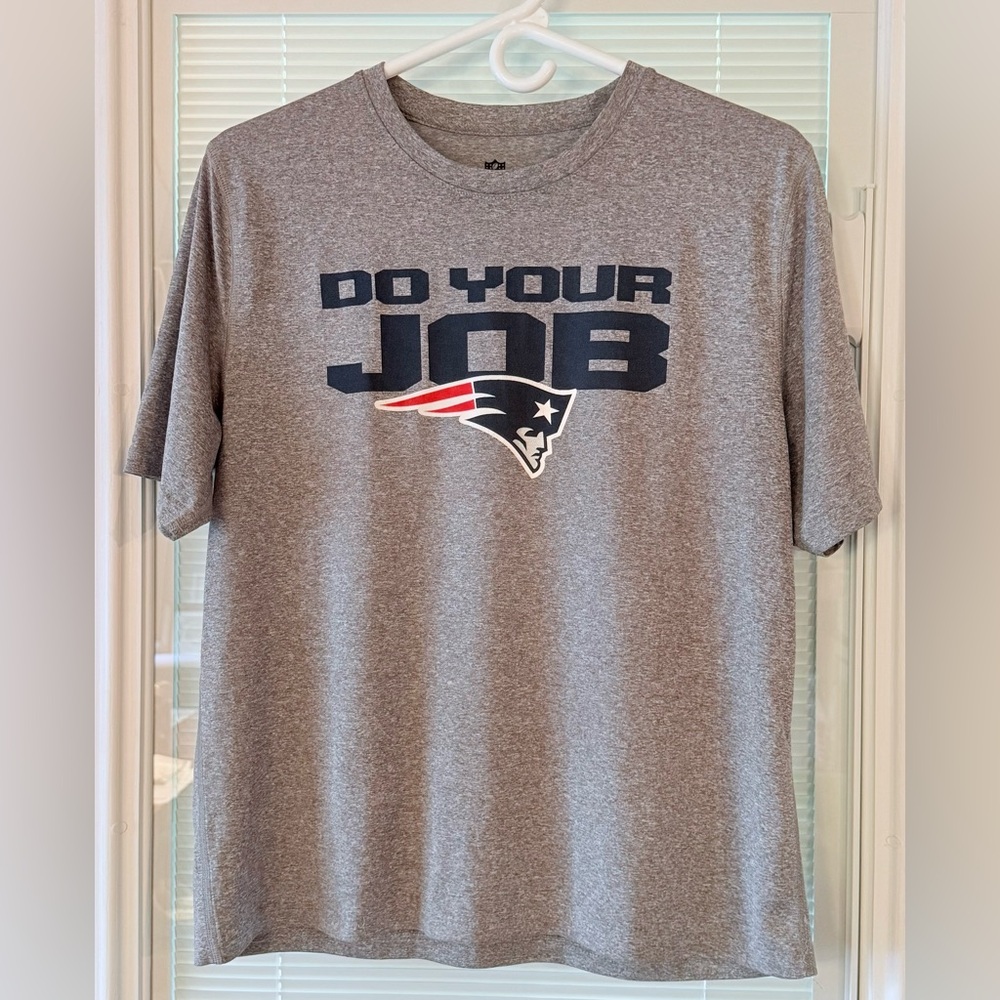 Boy’s Short Sleeve New England Patriots “Do Your Job” T-Shirt Dri Fit Youth XL